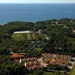Plava Laguna 3*