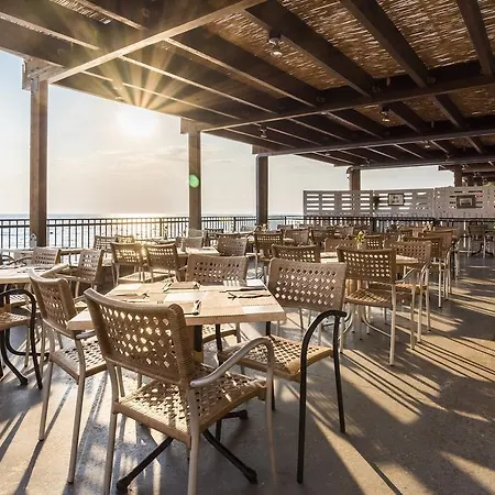 Plava Laguna 假日公园 3*