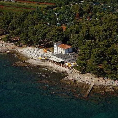 假日公园 Plava Laguna