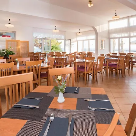 Plava Laguna 假日公园