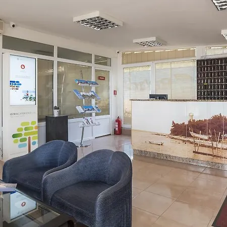 Plava Laguna 3*