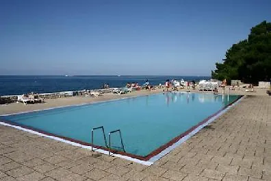 Tatil parkı Plava Laguna